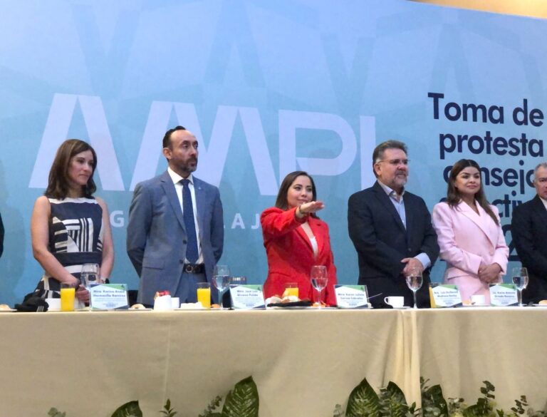 Karen Julieta Correa Cabrales asume la presidencia de AMPI Guadalajara para el periodo 2025-2026