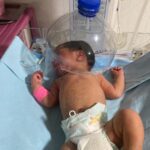 Hospital de Macuspana recurre a método improvisado para salvar a recién nacido en medio de emergencia