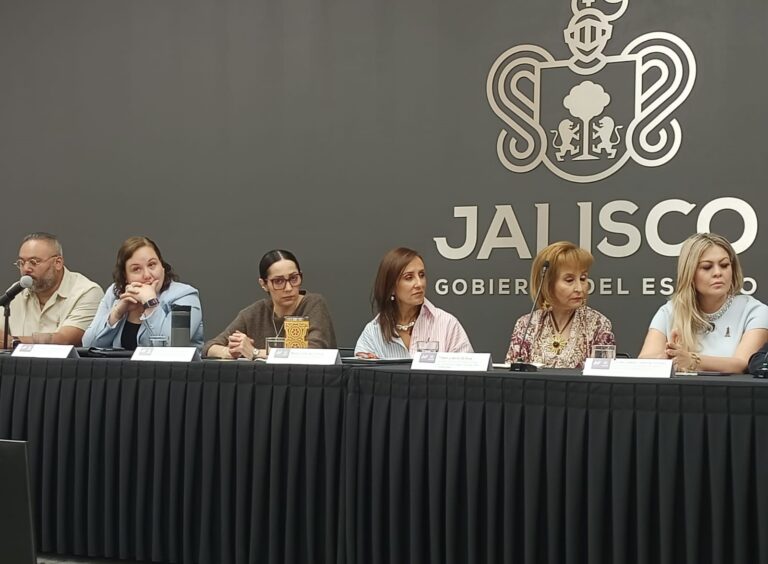 Jalisco se pinta de azul en la lucha contra la trata de personas