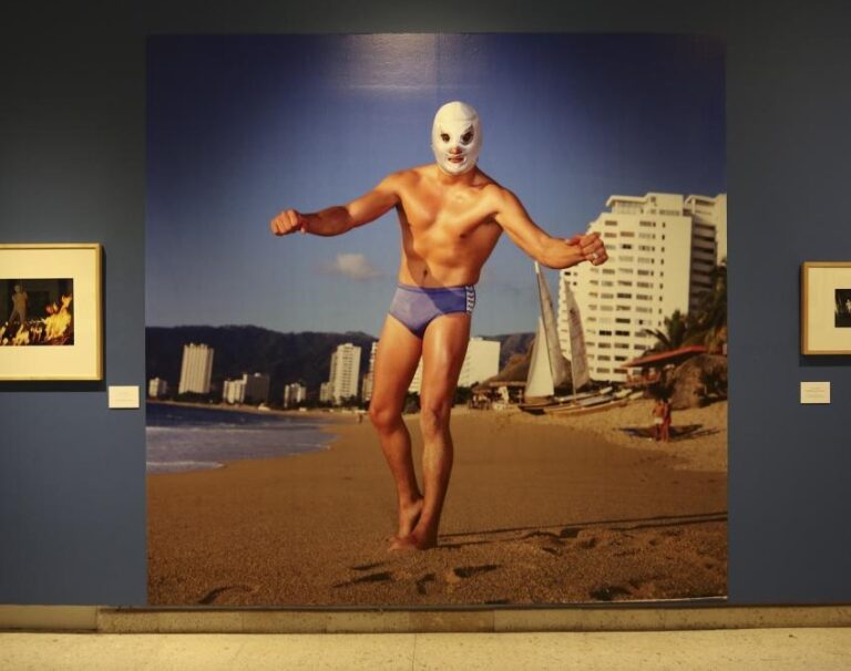 Exposición “Katharsis!”: La historia y cultura de la lucha libre mexicana en el MUSA de Guadalajara
