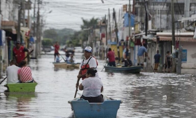Llaman a municipios de Jalisco a prepararse ante desastres naturales que amenazan la salud pública