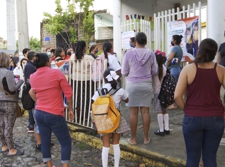 Aseguran espacio escolar a todas y todos los estudiantes de Jalisco: SEJ reabre plataforma para inscripciones y cambios