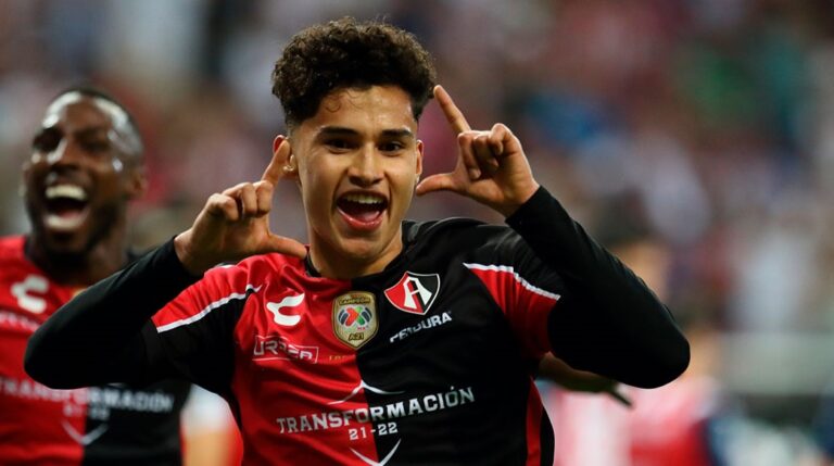 Atlas frena salida de Jeremy Márquez y apuesta por su joya de cantera