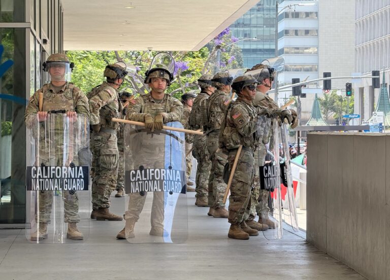 Marines y Guardia Nacional abandonan Los Ángeles tras restablecer el orden
