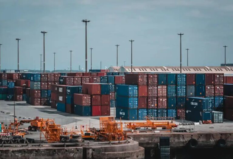 Tensión comercial en aumento: México busca blindar su industria, China responde con firmeza