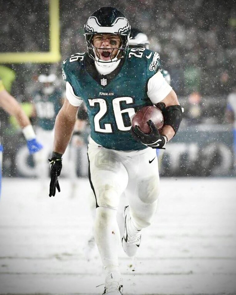 Los Eagles de Filadelfia Buscan Conseguir su Segundo Título Consecutivo en el Super Bowl y Mantener su Nivel Competitivo