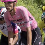 Isaac Del Toro hace historia en Italia: conquista en solitario el Gran Piamonte 2025