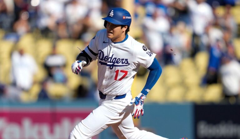 Los Dodgers acarician la Serie Mundial tras dominar a Milwaukee