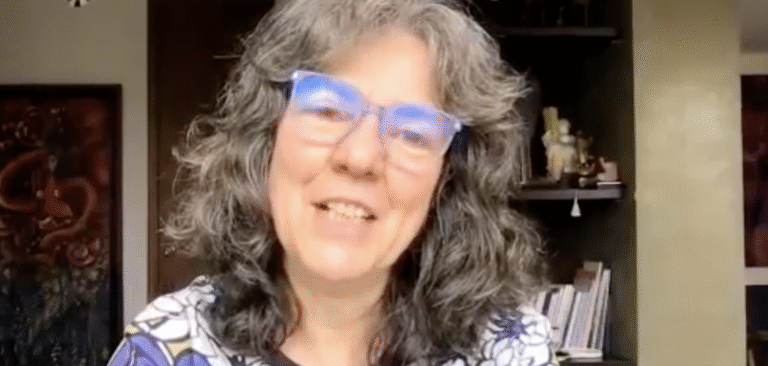 Elena Ospina recibirá el Homenaje “La Catrina” en la FIL Guadalajara 2025