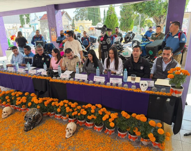Zapopan refuerza seguridad y servicios en panteones por Día de Muertos con el Operativo 2025