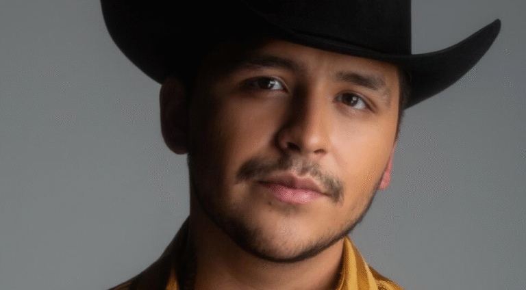 Proceso contra Christian Nodal permanece activo; FGR espera resolución de juicio civil