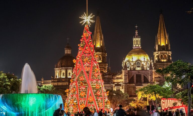 Guadalajara enciende su espíritu navideño con la llegada de Ilusionante 2025