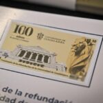 SEPOMEX lanza estampilla por el centenario de la refundación de la UdeG