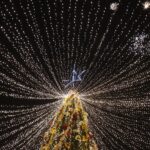 Tlaquepaque enciende la Navidad con fiesta, nieve y un árbol de 15 metros