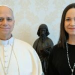 Machado se reúne con el Papa en el Vaticano para pedir apoyo a la transición democrática en Venezuela