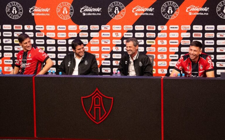 Rojinegros fortalecen su plantel