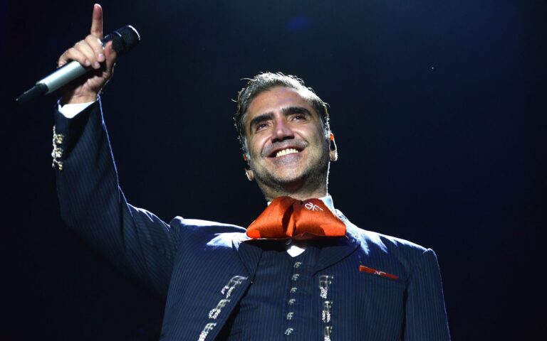 Alejandro Fernández es operado de emergencia y se recupera favorablemente