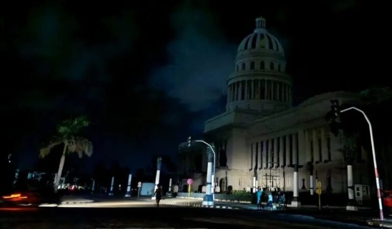 Cuba enfrentará apagones masivos por crisis energética que afectará a más del 64% de la población