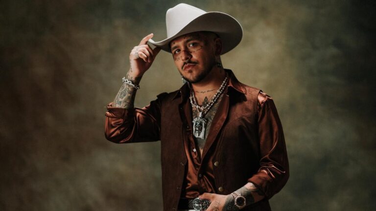 Cancelan concierto de Christian Nodal en Puebla; fans esperan explicación