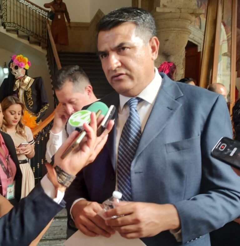 Detención del alcalde de Tequila: Morena resalta legalidad y separación partidista en investigaciones