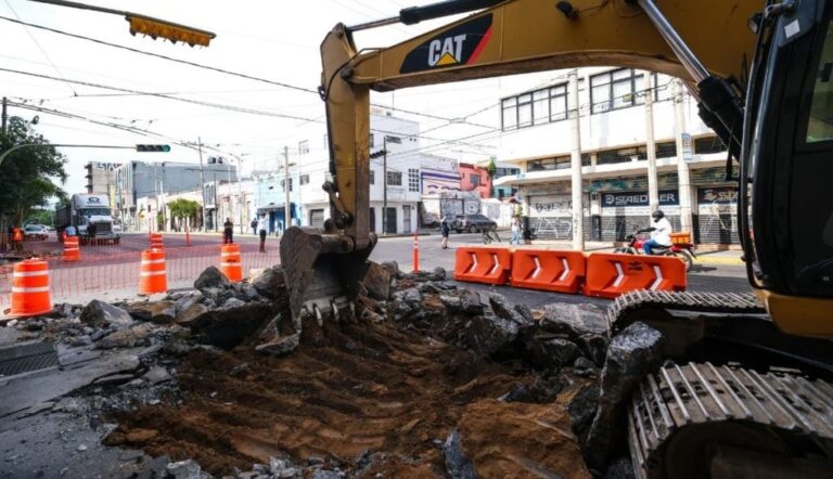 Arranca rehabilitación de cinco avenidas en Guadalajara