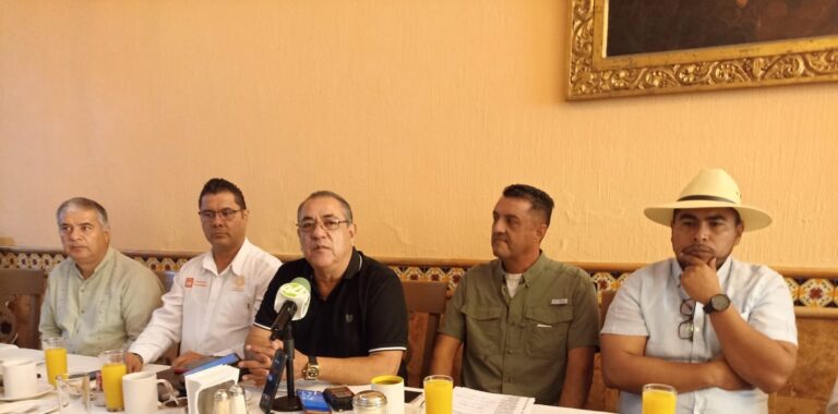 Apicultura en riesgo: productores de Guadalajara denuncian abandono institucional y caída histórica en la producción de miel