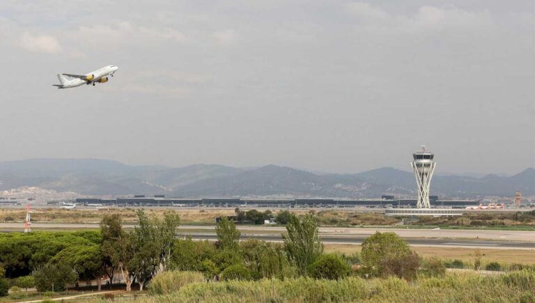 España cierra su espacio aéreo a vuelos militares de EE. UU. por conflicto en Irán