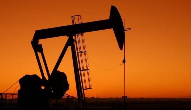 IEPS contiene el golpe del petróleo, pero compromete el margen presupuestal