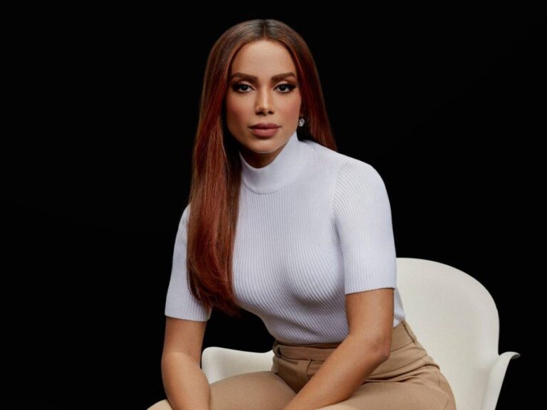 La cantante brasileña Anitta confirma colaboración con Shakira en su próximo trabajo discográfico