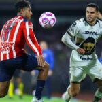 Pumas y Chivas reparten puntos en un emocionante duelo en el Akron con marcador 2-2