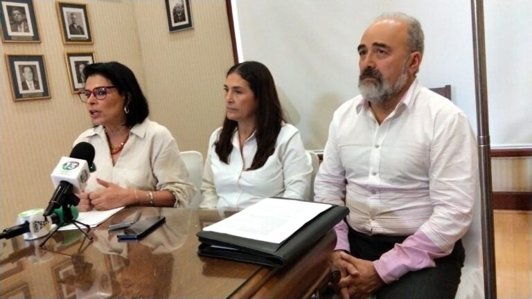 Jubilados de CFE exigen respeto a derechos adquiridos y certeza jurídica