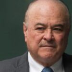 Detienen a Ernesto Ruffo Appel en Baja California por presunto contrabando de combustible