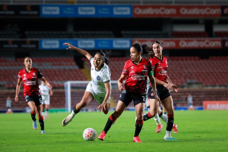 Camila Haro y Noemí Villalobos reciben llamado al Tri Sub-20