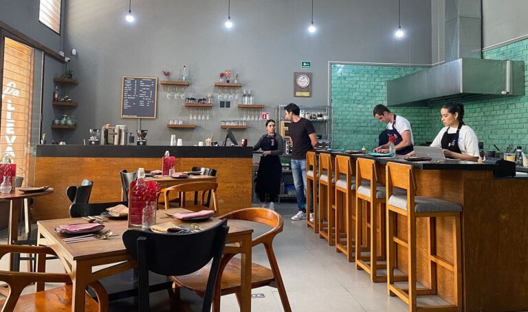 Restaurantes de Guadalajara crecen entre nuevas propuestas y presiones por costos