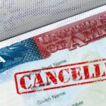 EU analiza cancelar hasta 200 mil visas a extranjeros