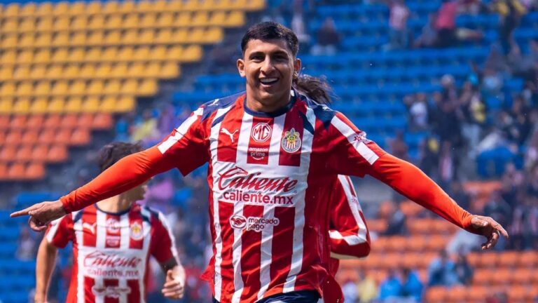 Chivas ajusta piezas para recibir a Querétaro en la Jornada 10