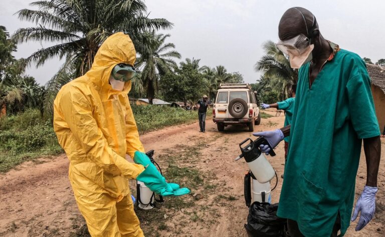 Brote de ébola rebasa los 8 mil casos en República Democrática del Congo