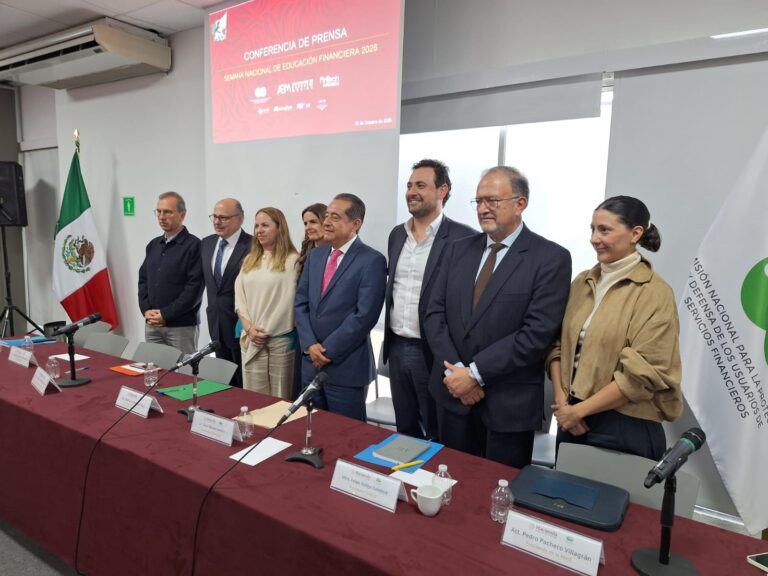 Educación financiera: 76.5% tiene productos, pero falta aprender a usarlos