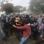Protesta por el agua en Jalisco termina con 39 detenidos y decenas de heridos