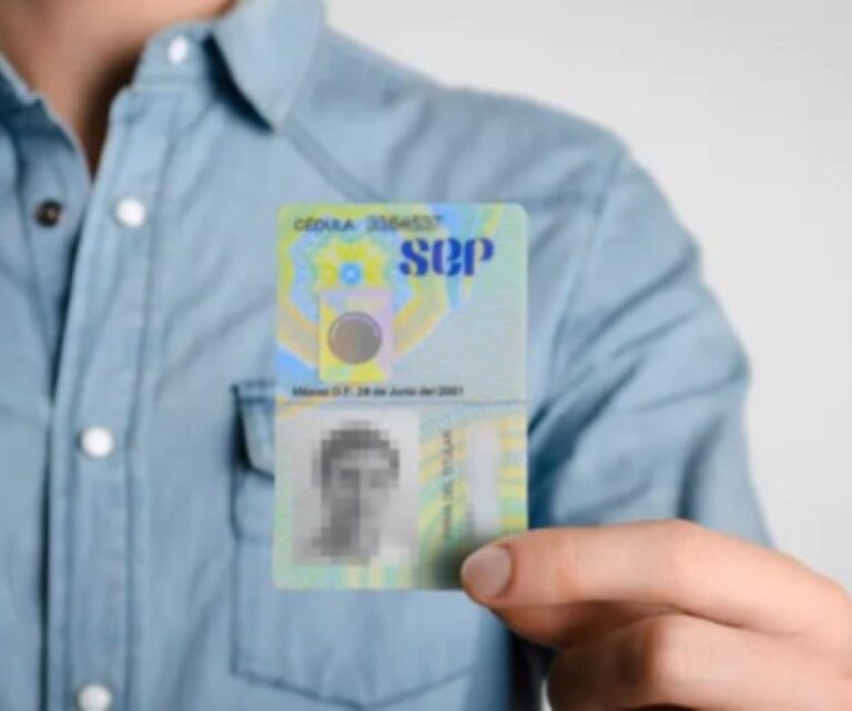 Jalisco lleva la cédula profesional al trámite digital para reducir tiempos y burocracia