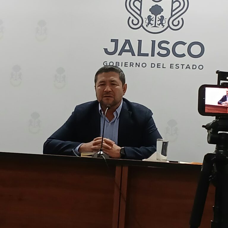 Jalisco inicia desazolve de la presa Las Pintas para recuperar el abasto de agua en Guadalajara