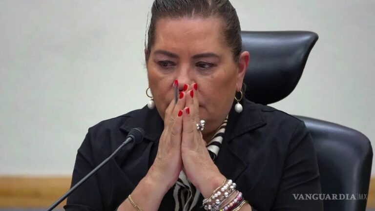 Taddei cae; Morena disputa el control del INE
